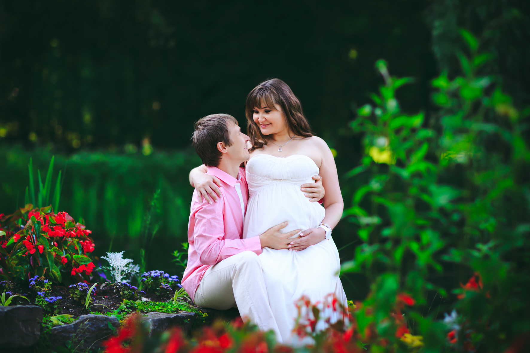 Maternity / Pregnancy with best photographers and professional videographers team – VIO IMAGE